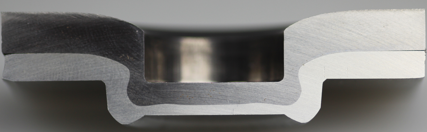 IWU-clinchen-von-magnesiumwerkstoffen-1440.jpg