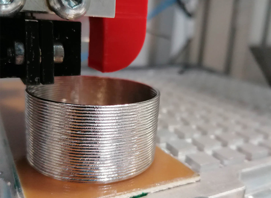 Drucken eines Zylinders Ø 40mm aus Bi58Sn42, Linienbreite 1 mm